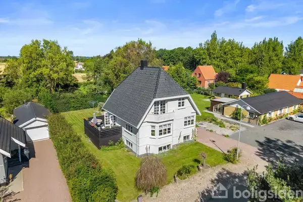 Villa på Stationsvej 142, 5330 Munkebo