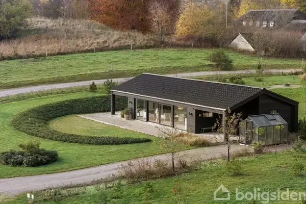 Fritidsbolig på Fuglsøhøj 1, 8420 Knebel