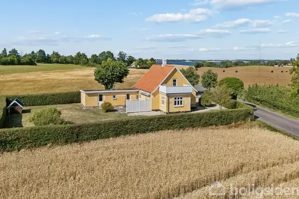 Villa på Hjelmvej 8, 4780 Stege