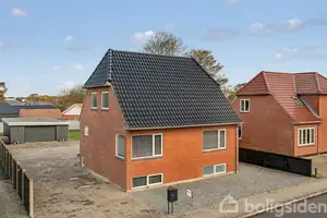 Villa på Tarp Byvej 40, 6715 Esbjerg N