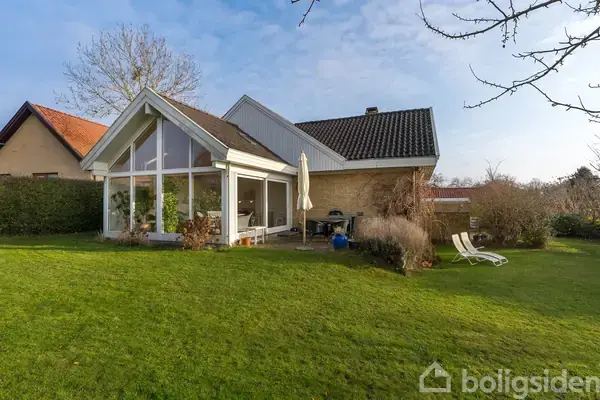 Villa på Jomfrubakken 29, 3500 Værløse