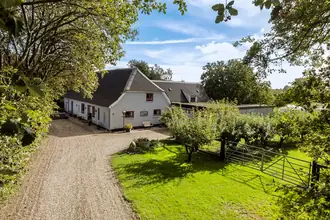 Åvang 4