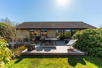 Villa på Primulavej 4, 8381 Tilst