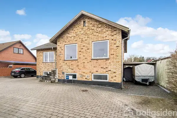 Villa på Holstebrovej 57, 7400 Herning