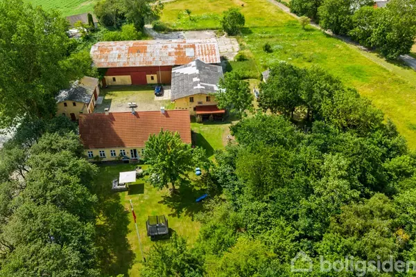 Landejendom på Lundegårdsvej 8, 4970 Rødby