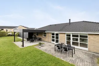 Villa på Vestergårds Alle 94, 8362 Hørning