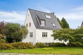 Villa på Dronning Olgas Vej 11, 5000 Odense C