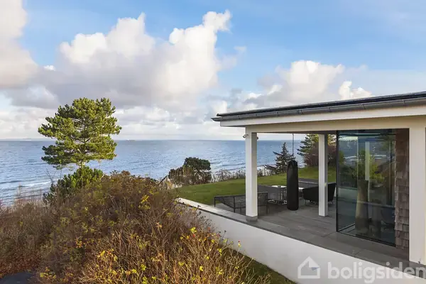 Fritidsbolig på Villingebæk Strandvej 524A, 3120 Dronningmølle