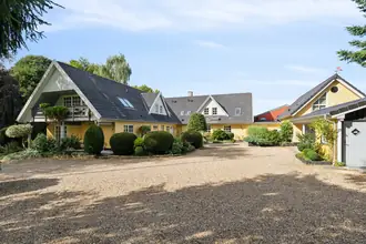 Landejendom på Præstegårdsvej 7, Blåhøj, 7330 Brande