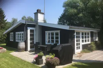 Fritidshus på Østvej 36, Bjerge Sydstrand, 4480 Store Fuglede