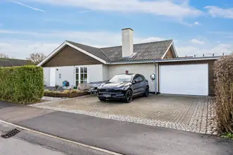 Villa på Anne Marie Vej 8, 4250 Fuglebjerg