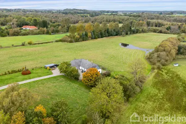 Landejendom på Løgeskov 64A, 5771 Stenstrup