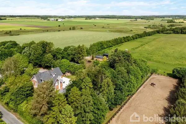 Landejendom på Semvej 47, 8983 Gjerlev J