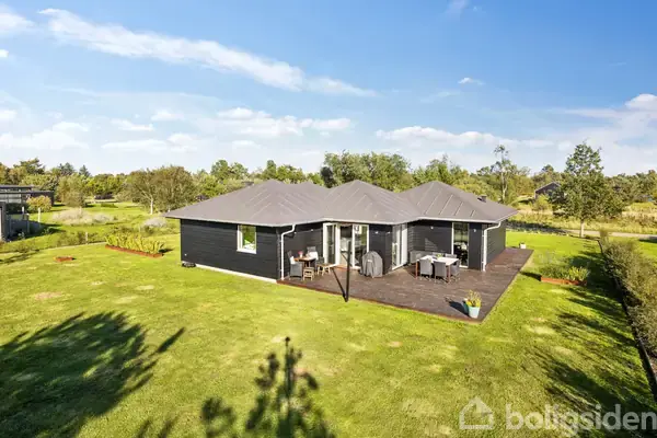 Fritidsbolig på Rødkløvervej 17, 9370 Hals