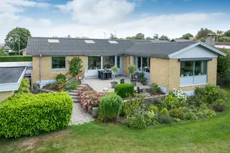 Villa på Præstebakken 18, 9830 Tårs