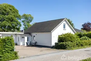 Villa på Rønne Alle 4, 9320 Hjallerup
