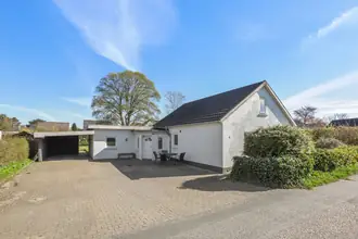 Villa på Rønne Alle 4, 9320 Hjallerup