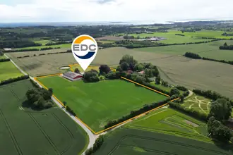 Landejendom på Vestre Nørremarksvej 33, 5762 Vester Skerninge