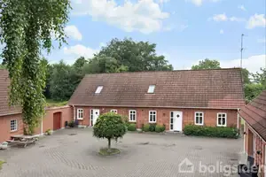 Landejendom på Herredsvejen 176, 9500 Hobro