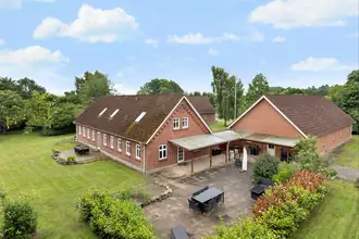 Landejendom på Herredsvejen 176, Hærup, 9500 Hobro