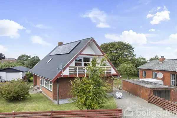 Villa på Stationsvej 34, 9970 Strandby