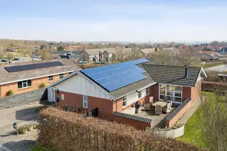 Villa på Heliosvej 8, 9210 Aalborg SØ