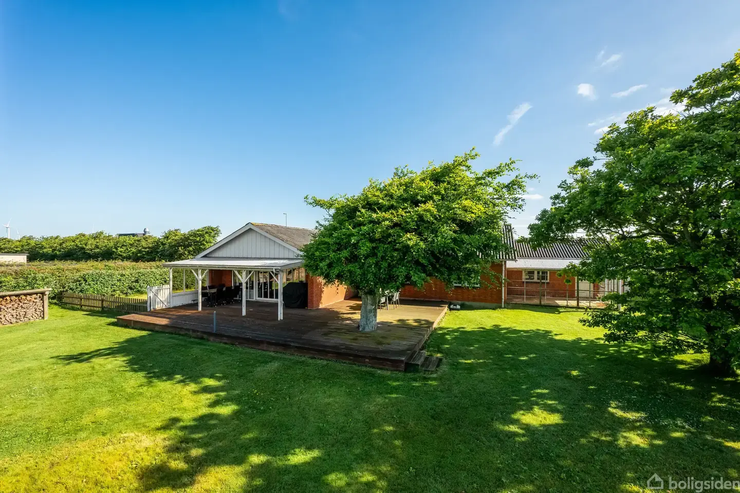 Velholdt og indbydende villa