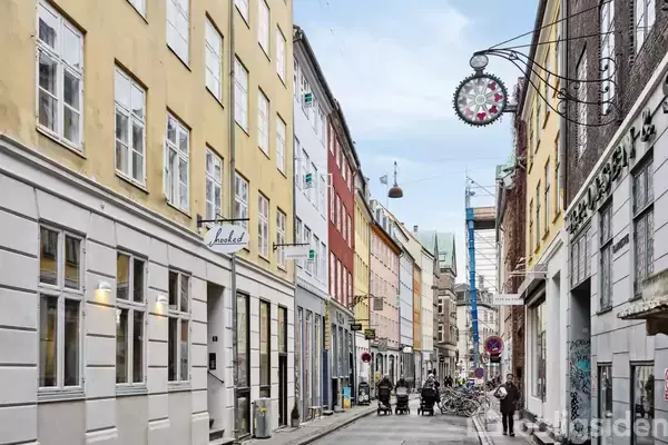 Villa på Klosterstræde 18, 1157 København K