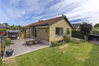 Villa på Alrunevej 35, 2900 Hellerup