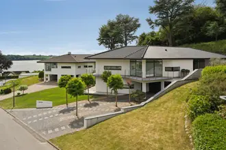 Villa på Trapholtparken 5, Strandhuse, 6000 Kolding