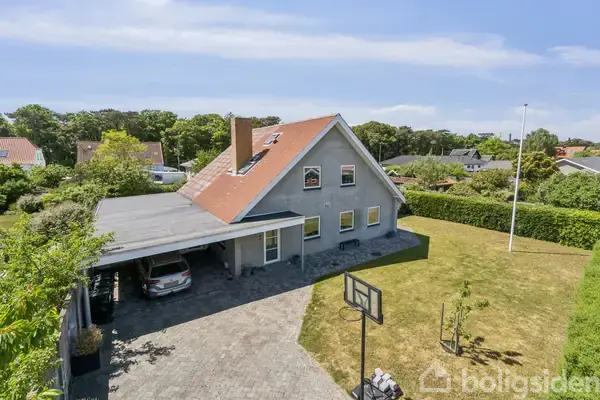 Villa på Askeløkken 10B, 3700 Rønne
