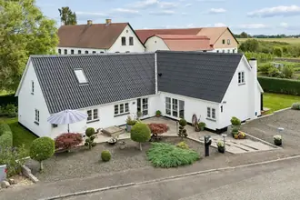 Villa på Hellestrup Byvej 1, Hellestrup, 4300 Holbæk