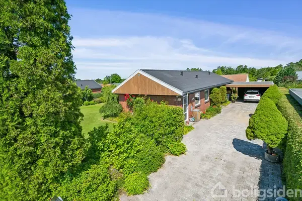 Villa på Rønvangen 157, 8382 Hinnerup