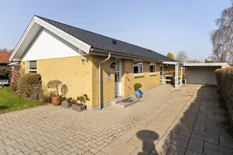 Villa på Midtkobbel 42, 6440 Augustenborg