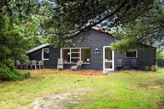 Fritidshus på Nyvej 24, Rindby Strand, 6720 Fanø
