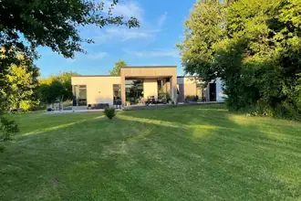Landejendom på Kunnerupvej 155, Kolt, 8361 Hasselager