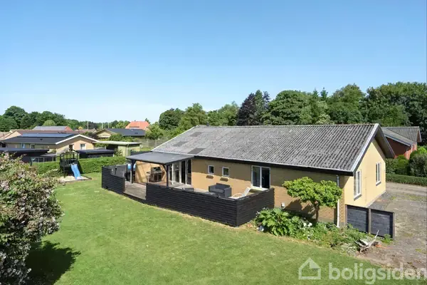 Villa på Engvej 15, 8830 Tjele