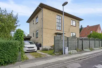 Villalejlighed på Hasselvej 6, 1., 4000