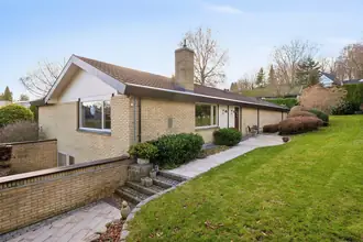 Villa på Doktorvænget 7, 2960 Rungsted Kyst