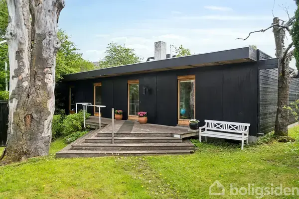 Villa på Ladbyvej 1B, 8270 Højbjerg