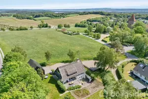 Villa på Præstegårdsvej 10, 8680 Ry