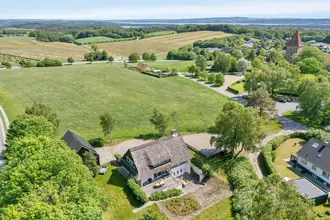 Villa på Præstegårdsvej 10, Gl. Rye, 8680 Ry