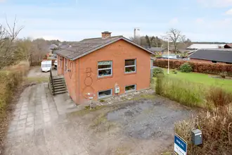 Villa på Engesvangvej 37, Kragelund, 8600 Silkeborg