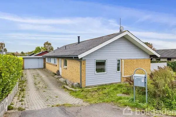 Villa på Perikumvej 6, 4573 Højby