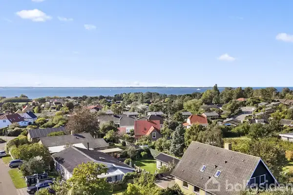 Villa på Lynæsbakken 7, 3390 Hundested