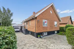 Villa på Zahrtmannsvej 28, 3700 Rønne