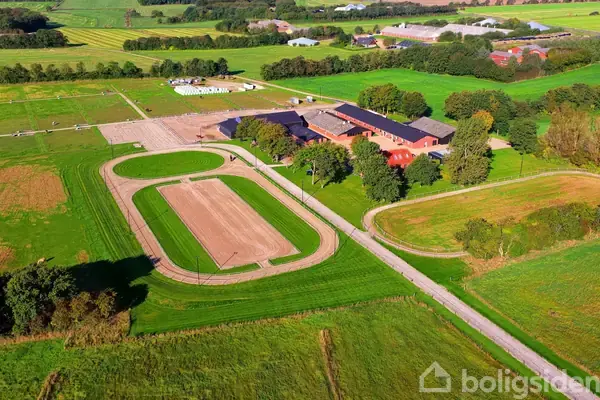 Landejendom på Debelmosevej 3, 6900 Skjern