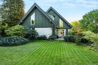 Villa på Slåenbakken 33, 3460 Birkerød