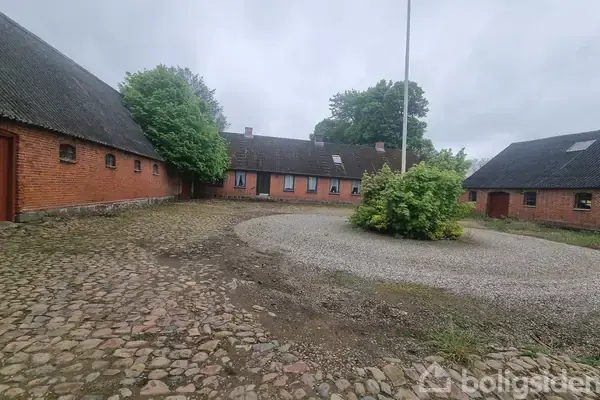 Landejendom på Ryvej 121, 8464 Galten