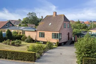Villa på Birgersvej 28, Aakirkeby, 3720 Aakirkeby